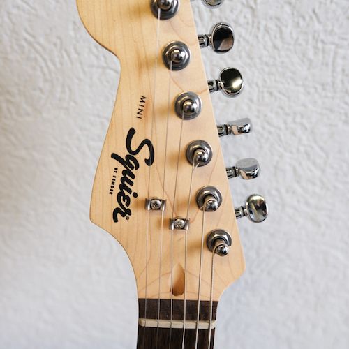 Squier-Mini-Strat-Black-LH-Occasion_3