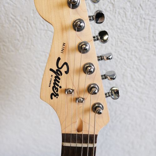 Squier-Mini-Strat-Black-LH-Occasion_3